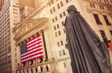 Statue at Wall Street
