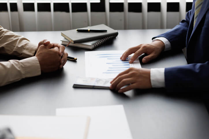 investment broker defrauding investor